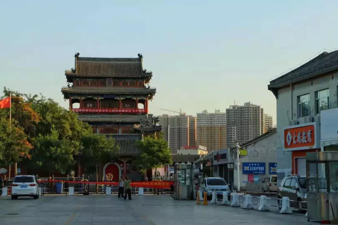 保定市领导与朋友们共聚一堂