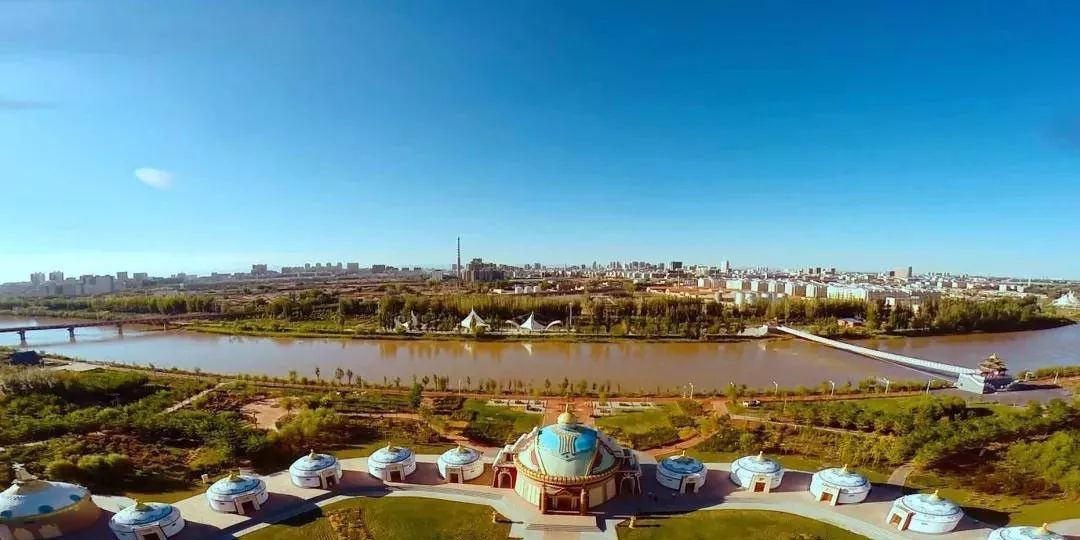 巴彦淖尔,友情与家的温暖的一天